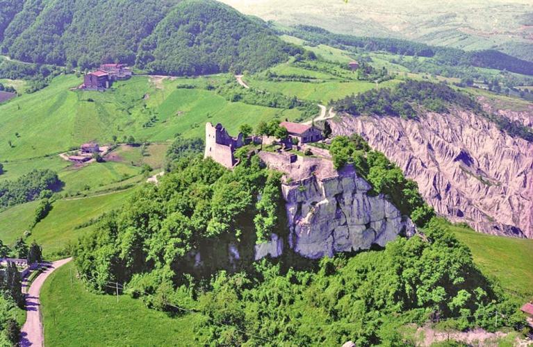 Parco Di Montebello Quattro Castella المظهر الخارجي الصورة